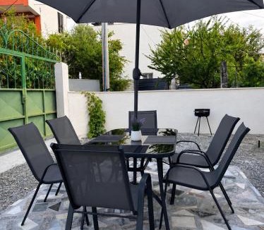 Durres House | Villa Giovanni