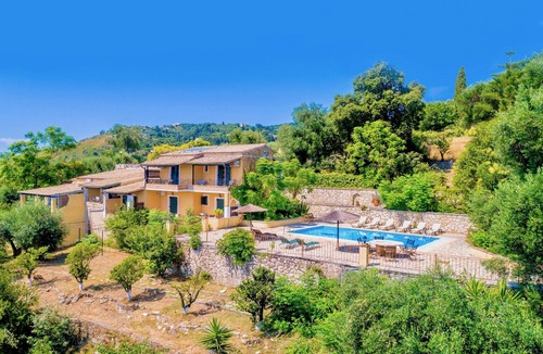 Petaleia Villa | Villa Varvara Kerasia with private pool