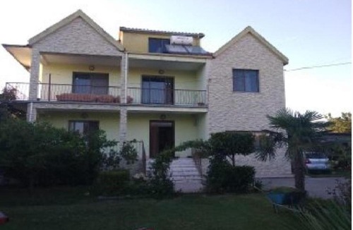 Shkoder Villa | Villa Green House