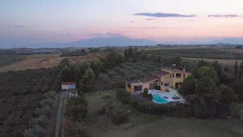 Pydna Villa | Villa Hacienda private pool with jacuzzi and sauna