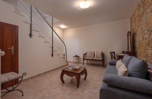 Sane Villa | Villa Haris with shared pool