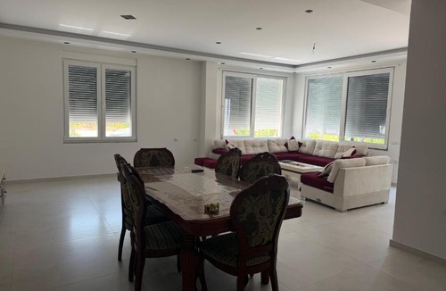 Qerek Villa | Villa Hasani