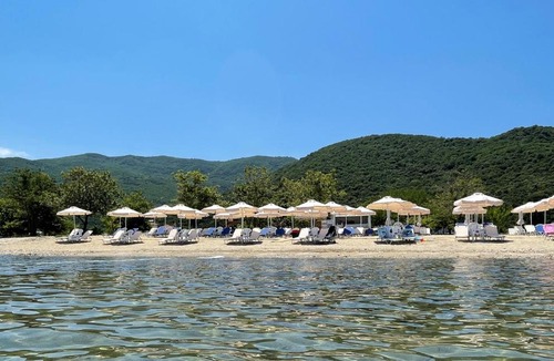 Stavros Hotel | Villa Helios