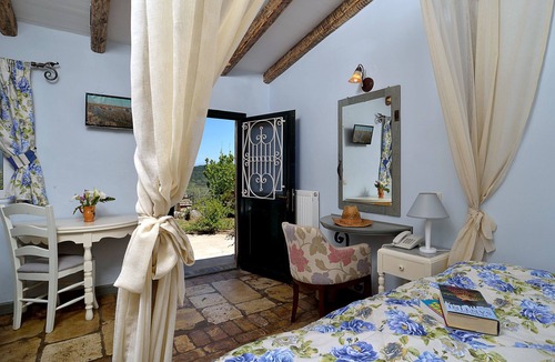 Lakones House | Villa in Paleokastrites with Swimming Pool near Beaches