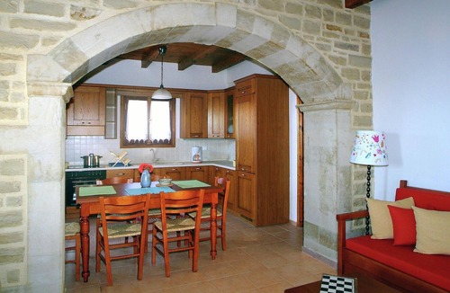 Atsipópoulon Villa | Villa in Prines with White Mountains View