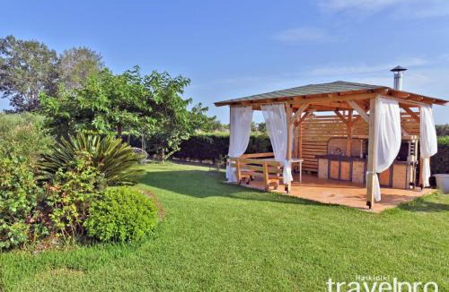 Nea Propontida Villa | Villa Iris by RentalsPro Services - Agios Mamas Beach