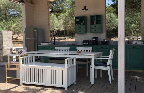 Thasos House | Villa Isidora has it all: beach location, plenty of space and terrain and charm