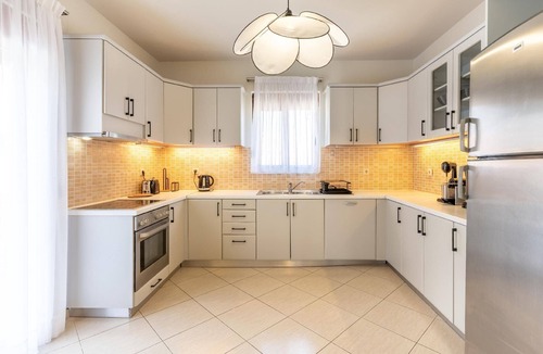 Houdetsi House | Villa Ismini Modern Private Retreat Near Rethymno