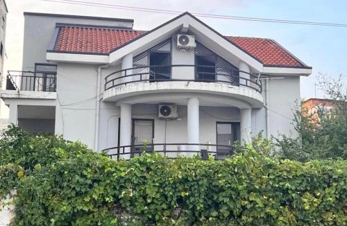 Tirana Bed & Breakfast | Villa istanbul Tirana
