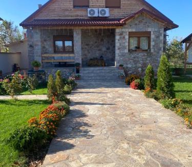 Korce Villa | Villa Kadiu