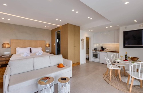 Gournai Villa | Villa Kamelia Kitrino by Villa Plus