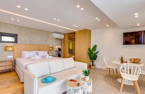Gournai Villa | Villa Kamelia Kitrino by Villa Plus