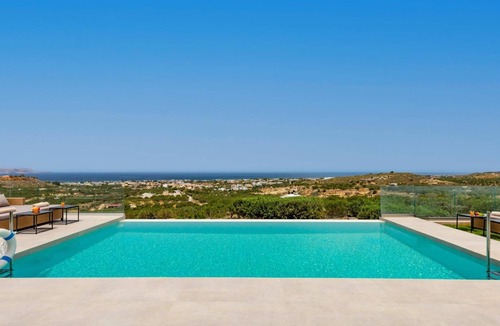 Gournai Villa | Villa Kamelia Kitrino by Villa Plus