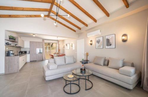 Mousata Villa | Villa Katoikia Mia by Villa Plus