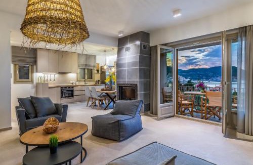Skopelos Town Villa | Villa Kingstone