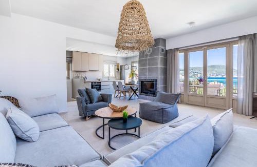 Skopelos Town Villa | Villa Kingstone
