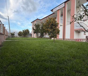 Divjake Apartment | Villa Kokoneshi