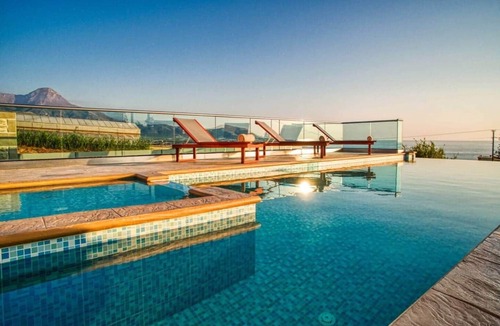 Limeniskos House | Villa Kore, close to the beach, pool, jacuzzi, BBQ