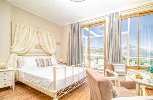 Limeniskos House | Villa Kore, close to the beach, pool, jacuzzi, BBQ