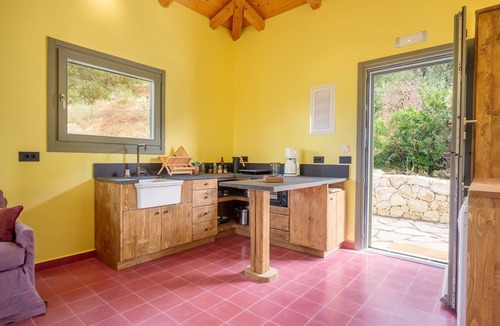 Kolaitis Villa | Villa Koukounari at Chionata