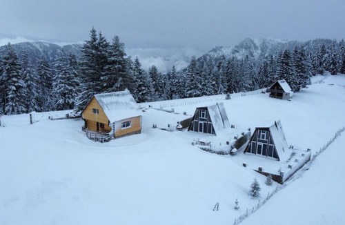 Vitomiricë Ski Chalet | Villa 'kroni i Bores'