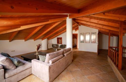 Platana Villa | Villa Kyma