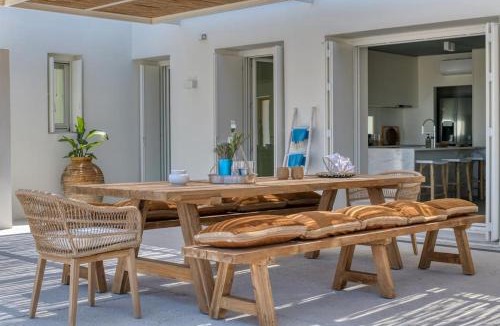 Paros Villa | Villa Lámpsi - Spacious & modern