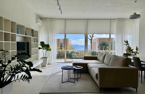 Jala Villa | Villa La Scala, Green Coast, Palase