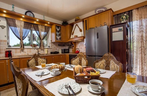Theologos House | Villa "Laylande House" with mountain view