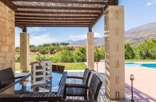 Lefkogeia House | Villa Lefkogia