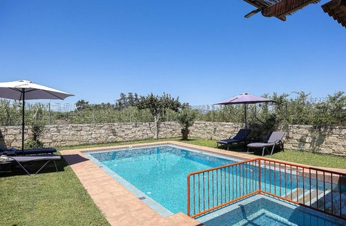 Platanias Town Villa | Villa Lemonia - Two Bedroom Villa, Sleeps 4