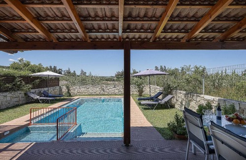 Platanias Town Villa | Villa Lemonia - Two Bedroom Villa, Sleeps 4