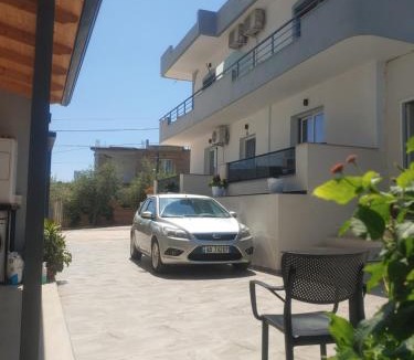 Ksamil Villa | Villa LeoZeka