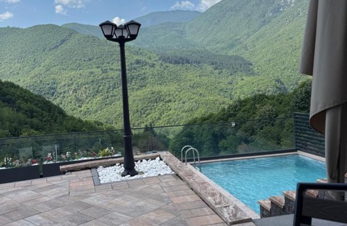Pejë Villa | Villa Luxury Forest