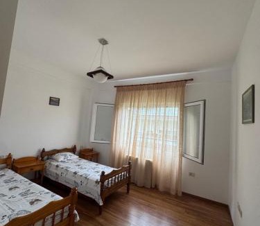 Ishem Villa | Villa Machiavelli
