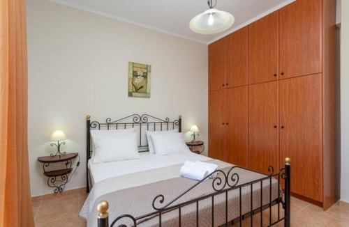 Neromilos Villa | Villa Mansion with private pool