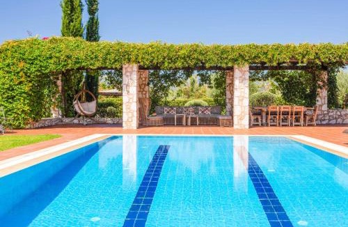 Evgiros Villa | Villa Maria Sivota