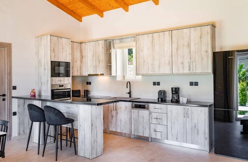 Katokhorion Villa | Villa Mario by Villa Plus