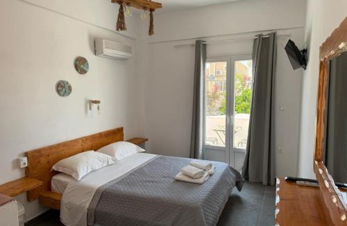 Perissa Apartment | Villa Markos