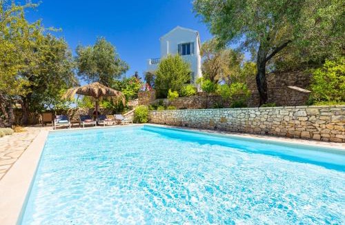 Longos Villa | Villa Marmari