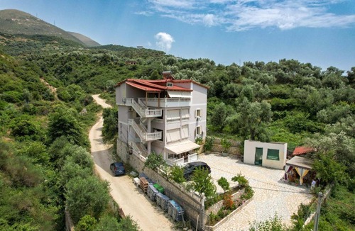 Qazim Pali Apartment | Villa Matilda