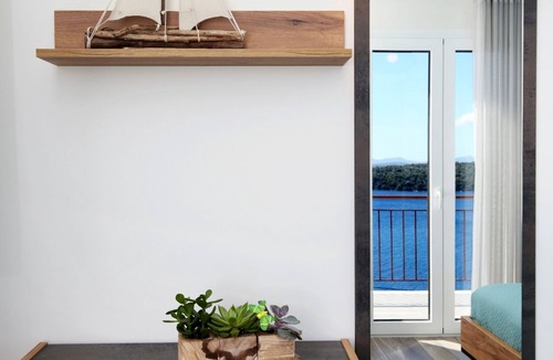 Perigiali Villa | Villa Melia, luxurious villa with superb view of the islands, 400 m from the sea