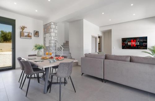 Kato Stalos Villa | Villa Meraki
