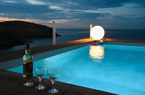 Xilokeratidi House | Villa Merhia Seaview - Private Pool & Hot Tub