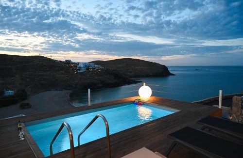 Xilokeratidi House | Villa Merhia Seaview - Private Pool & Hot Tub