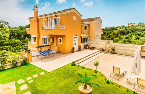 Tzavros Apartment | Villa Miranda