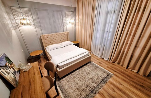 Berat Bed & Breakfast | Villa Mishel