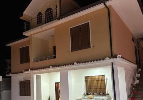 Golem House | Villa Mondi