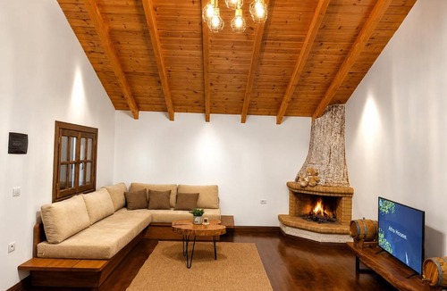 Berat House | Villa Monte Shpirag