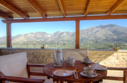 Damavolos Villa | Villa Morfeas - Traditional Cretan Escape with BBQ